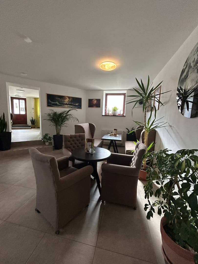 Chodba s jukou a mesiacom